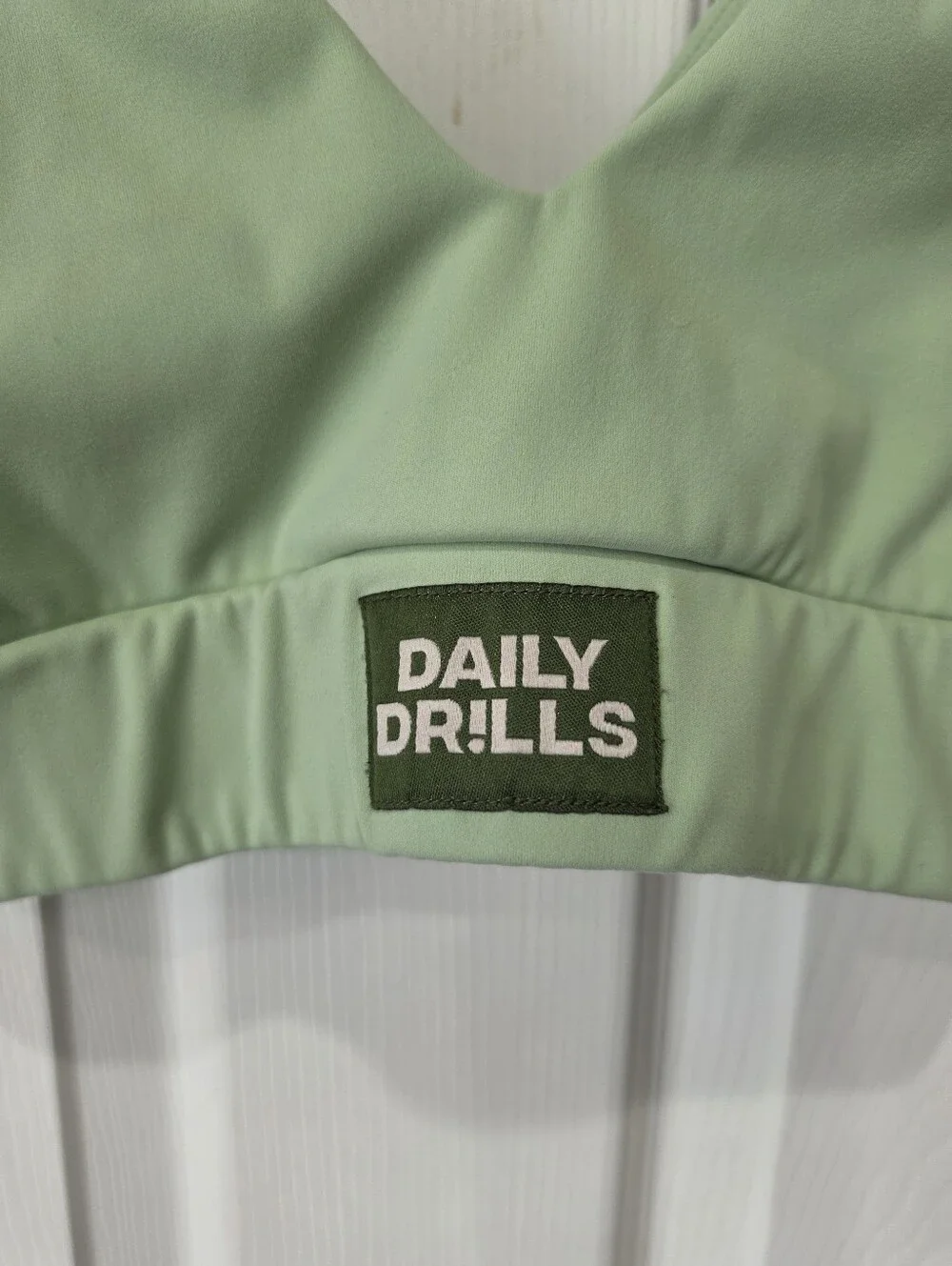 Daily Drills V-Neck Bra Size Small Mint Green